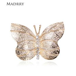 Pins, broches madrry luxe vlinder vorm kristal dierlijke broche sieraden vrouwen mannen pak trui sjaal tas pins partij accessoire geschenken