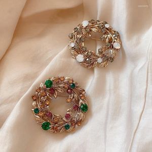 Broches Broches MENGJIQIAO Baroque Vintage Guirlande Coloré Cristal Broche Pin Badge Pour Femmes Filles Vêtements Décoration Fête Bijoux Cadeaux Mer