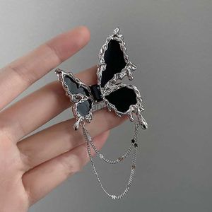 Broches Broches Nouvelle Arrivée Noir Papillon Broches Gland Chaîne Broche Insecte Broche Pour Les Femmes De Mariage De Mode Bijoux Vêtements Accessoires HKD230807