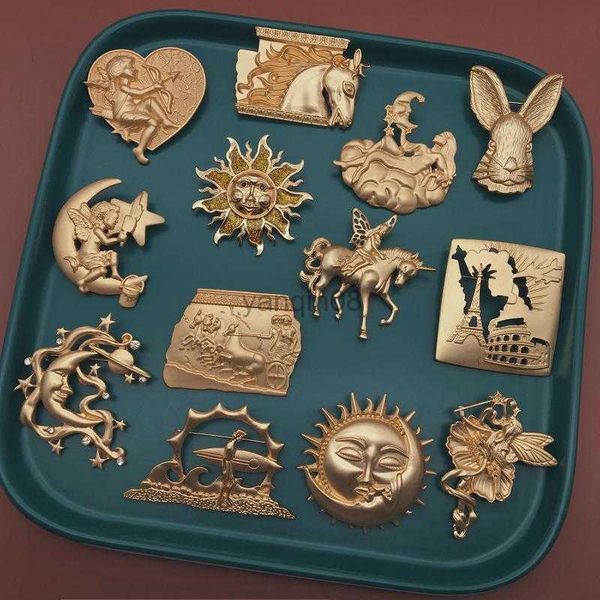 Broches Broches Nouveau Creative Femmes Palais Vintage Or Couleur Soleil Lapin Relief Broches Broches Design Classique Baroque Lady Party Insignes De Mariage HKD230807