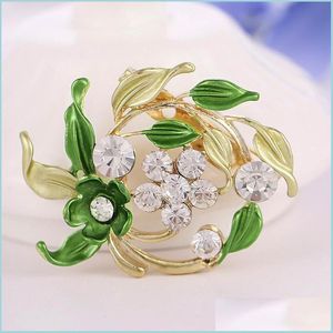 Broches Broches Ornement Creux Incrusté De Diamant Fleur Branche Couleur Émail Yiwu Broche Lot Mixte C3 Drop Delivery 2021 Bijoux Dh Dhgwu