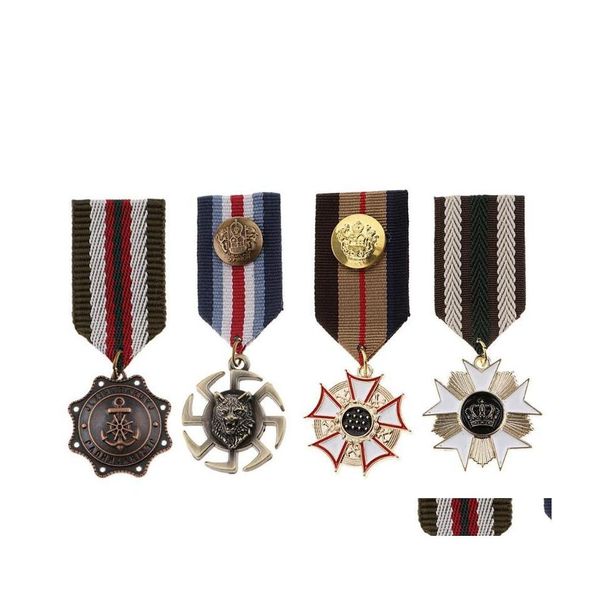 Broches Broches Pins 4 Pcs Rétro Uniforme Militaire Médaille Broche Breastpins Badge En Métal Pin Vintage Star Charms Pendentif Pour Hommes Drop De Dhxj3
