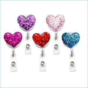 Alfileres Broches Alfileres Broches 1pc Bling Love Heart Insignias retráctiles Titular de la insignia Clips para enfermera ID Carrete con cocodrilo Dhseller2010 Dhsvj