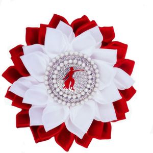 Alfileres Broches Cinta de raso Ramillete Fortaleza roja Flor delta Pin Broche de hermandad griega para dama 231208