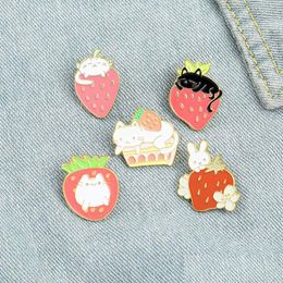 Broches Broches Doux Dessin Animé Mignon Fruit Émail Pins Couleurs Mode Stberry Chat Lapin Pour Femmes Bijoux Revers Vêtements Sacs Drop Deliv Dhsjv