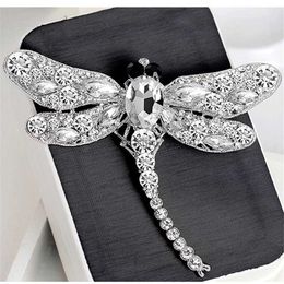 Broches de alfileres Diseño vintage Broches de libélula de diamantes de imitación de cristal brillante para mujer Vestido Bufanda Broche Prendedores Accesorios de joyería Regalo Insecto HKD230807