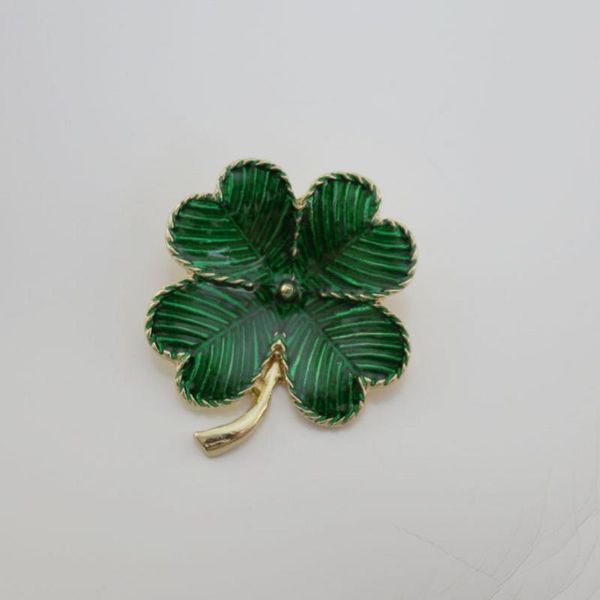 Épingles, broches Vintage trèfle à quatre feuilles broche vert goutte huile broche bijoux accessoires porte-bonheur décorations sauvages