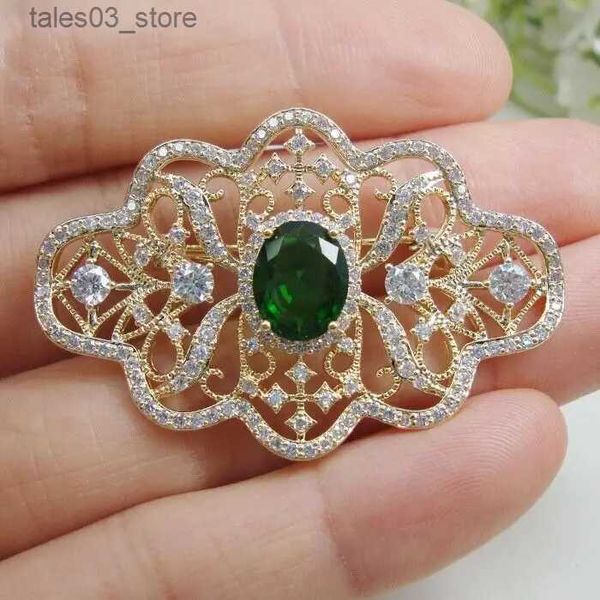 Broches broches Vintage couronne verte médaille Zircon cristal femme broche broche Collection Q231107