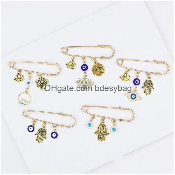 Pines, Broches Venta al por mayor Hamsa Mano Broche Rhinestone Blanco Azul Mal de ojo Pin de seguridad para amigos y regalo familiar Lucky Jewelry Badge N DHXCH