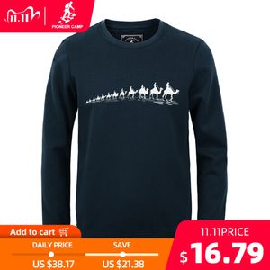 Pioneer Camp nouvel automne hiver mode hommes sweats à capuche décontracté coton épaissir polaire mâle pull survêtement hommes ras du cou sweat C1116