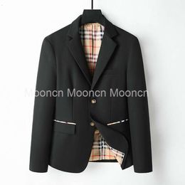 Pioneer -ontwerper van heren Nieuwe heren Pakken Autumn Luxe jas Slim Fit Fashionable Flower Handsome Boy