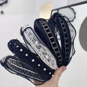 Diadema negra a cuadros con diamantes de imitación de mariposa para mujer, accesorios para el cabello, aro de cabeza ancha, diademas de alta calidad a la moda