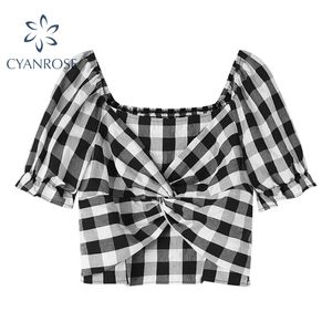 Blouses à carreaux Chemise Femmes Sexy Slim Col Carré Egirl Mode Manches Courtes Chic Tops Femme Poitrine Cross Design Y2K Blusas 210417