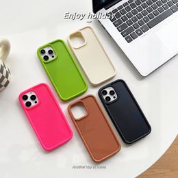 Études Soft TPU Soft pour iPhone 15 14 Pro Max plus 13 12 11 XS XS XR 8 7 iPhone15 Fashion Silicone Couleur solide noir Rose rouge Green Brown Téléphone Mobile Téléphone