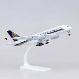 Modèle d'avion Boeing A380 B777 Singapore Airlines Aircraft A380 16 cm Modèle d'avion de simulation en alliage pour enfants Jouets Cadeau de Noël 240115