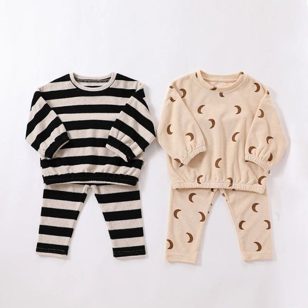 Planificateurs 2pcs Automne Infant Kids Clothes Fashion Fashion European et American Garçons Girls Imprimé Baby Baby Loose Casual Clothing Costumes