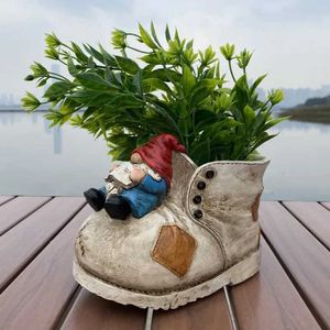 Planters Pots 2024 Nieuwe creatieve decoratie Bloempot Dwerg Grote hoofdschoenen Cute elf retro penhouder Resin Craft Q240429