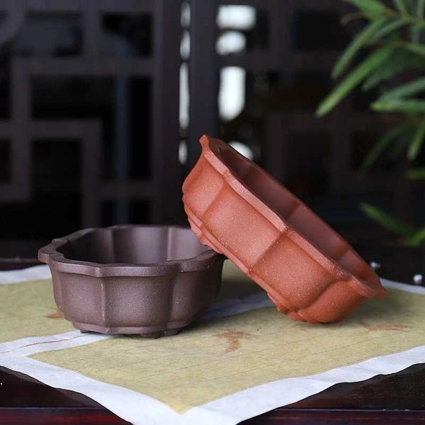 Planteurs Pots Céramique Purple Sand Bonsaï Vase Vase traditionnelle Table d'accueil en forme de lotus chinoise et décoration de jardin Q240429