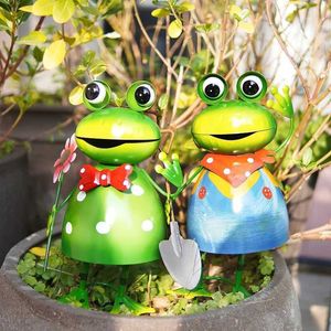 Planteurs Pots Garden Frog Statue Décoration extérieure Met Met Metal Courtyard Art Sculpture 3d Spring Lawn Q240429