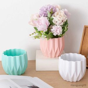 Plantenbakken Potten Nordic Style Floral Container Modern Europees Plastic Gestreept Faux Keramiek Bloempot Woondecoratie Bruiloft Leveranciers R230621