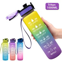 Plastic Sports Outdoor Yoga Water Bottle Frosted gradiënt Bouncing Cup met tijdschaal Herinnering Gym Plastic Drinkflessen