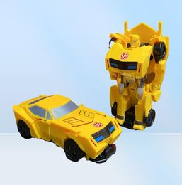 Modèle de jouet en plastique Car King Kong Robot Gift Boy transformée en dinosaure en une étape919G3316704