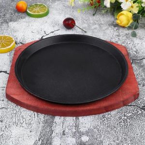 Platos 1pc 19cm Placa de filete de hierro fundido Fajita Pan con bandeja de madera Plancha para servir Barbacoa Parrilla Plato Chisporroteo