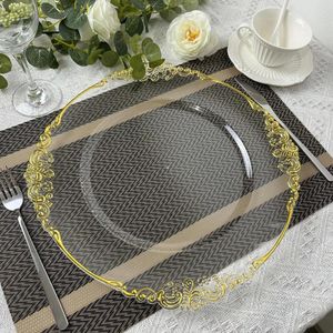 Assiettes 2023 Assiette en plastique transparent de style européen avec chargeur de banquet de mariage à bord doré