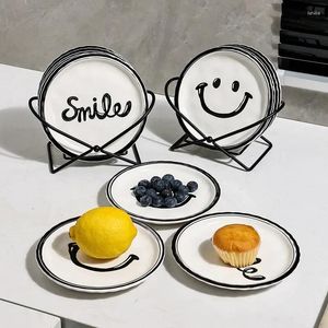 Assiettes 6 pièces assiette souriante coréenne INS avec support en métal Dessert plat à gâteau aux fruits en céramique plateau à pain de petit déjeuner présentoir de décoration