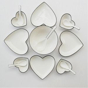 Assiettes Black Line Blanc Céramique Coeur Assiette Cuisine Cuisson Plats Amoureux Vaisselle Forme Spéciale Ustensiles Porcelaine