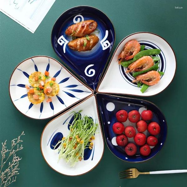 Assiettes Platter en céramique combinaison de vaisselle créative Porcelaine Porcelaine Set Gâteau de collation de salade de steak peint à la main