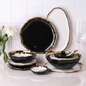 Borden keramisch wit/zwart servies en kommen bord dessertgerechten Slailkom met gouden golfrand servies voor thuis