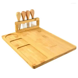 Assiettes Plat de planche à fromage plateau de service avec 4 couteaux en acier inoxydable épais serveur en bois à la maison accessoires de cuisine
