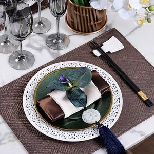 Platen Chinees servies voor het westerse plaat Set Model Kamer El Hollow Ceramic Full Package Pad Napkin