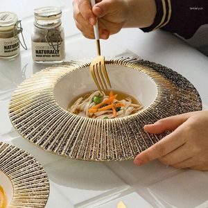 Assiettes créatives de paille de paille forme de céramique assiette de pâtes occidentales soupe à la maison moderne pour la maison de la maison de la maison