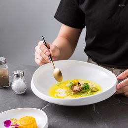 Assiettes Creative Blanc Irrégulier Dîner Assiette Ménage Bol À Soupe En Céramique Salade Commerciale KitchenDecoration Vaisselle