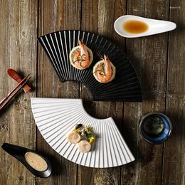 Borden Japanse retro sashimi bord sushi creatief high-end restaurant vaste kleur fanvormig dessert saladefruit