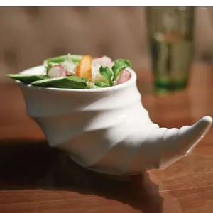 Assiettes Cuisine Varelle créative Crésiled Horn en forme de dîner Assiette en céramique blanc pur Bol en céramique et 9 pouces