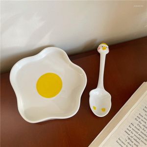 Assiettes Assiette en céramique peinte à la main coréenne, dessin animé japonais mignon, motif d'œufs irrégulier, plateau de petit déjeuner, Dessert, salade, cuillère de canard