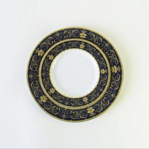 Platos de lujo en negro para servir con placas de cerámica Juego de alta clase EL Restaurante Exquisito plato de porcelana