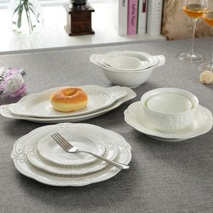 Assiettes Moderne Bone China Dinner Sets French Baroque Relief Home Afternoon Tea Cup Set Western Restaurant Desktop Creative Steak Dish