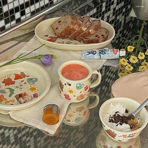 Assiettes champignons jardin coréen mignon illustration de petite peinture à l'huile crème couleur céramique petit déjeuner assiette tasse de céréales