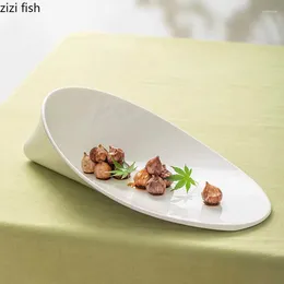 Platos Pure White Ceramic Dinner plato de postre irregular Snack Sushi Sashimi Molecular Creative Waterware