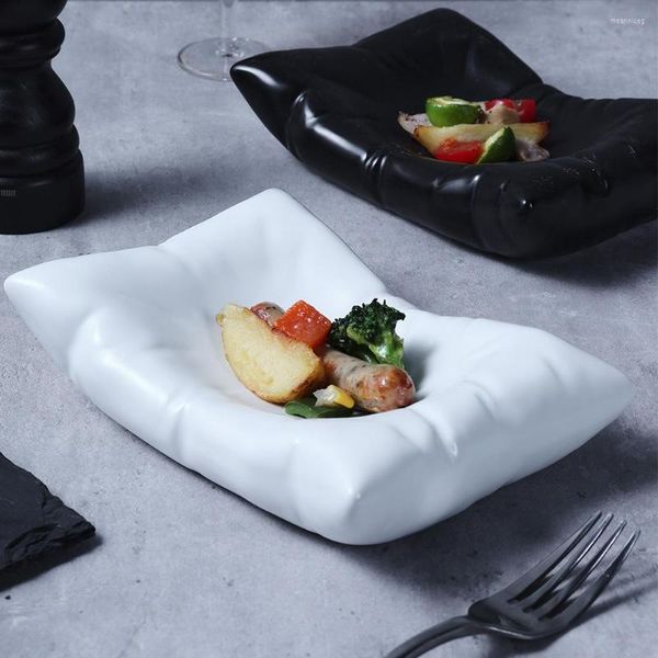 Assiettes Assiette Oreiller Rectangulaire Ins Creative Blanc Haut de Gamme El Carré Céramique Plat Froid Conception Artistique Vaisselle