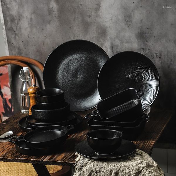 Assiettes Simple mat noir glaçure céramique vaisselle ensemble porcelaine fête vaisselle Sushi assiette tasse à café bol de riz plat de cuisson pour four