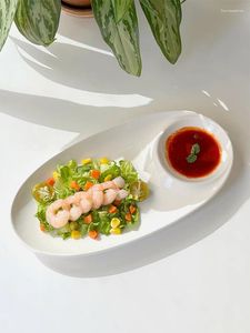Borden Eenvoudige witte ovale keramische plaat Home Intentie Brood Ontbijt Sushi Verdeeld Restaurant Servies Serveerschaal