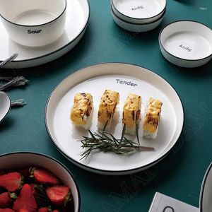 Assiettes blanc céramique 8 pouces en porcelaine gâteau assiette assiette nordique plai de parcours principale plats de la maison de la maison