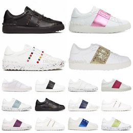 platform canvas schoenen Valentijnsdag heren dames open sneakers zwart wit blauw zilver geel roze klinknagels Italië dames spikes low-top beroemde klassieke casual sneakers