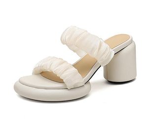 Plateforme Designer Femmes Mules Slippers Lazy Généreuse cuir chunky talon CM Simplicity Beach Shoes Open Toe Lady Loafer