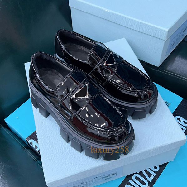 Chaussures de plate-forme chaussures de marque mocassins femmes triangle inversé marque noir blanc véritable cuir augmentation brevet mat social plat chaussure de luxe